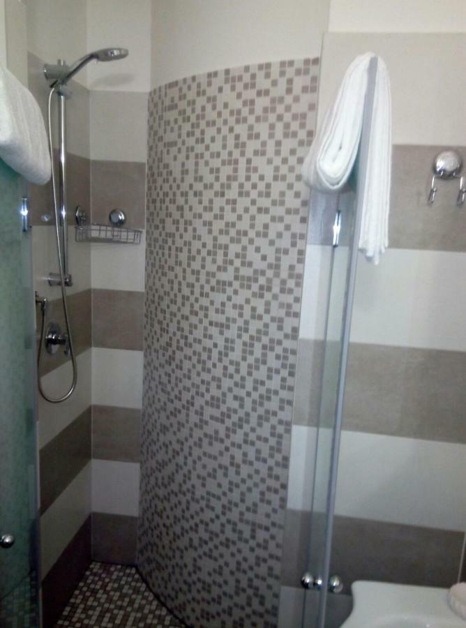 Gradoni Di Chiaia Twenty Three Bed & Breakfast Naples Exterior photo