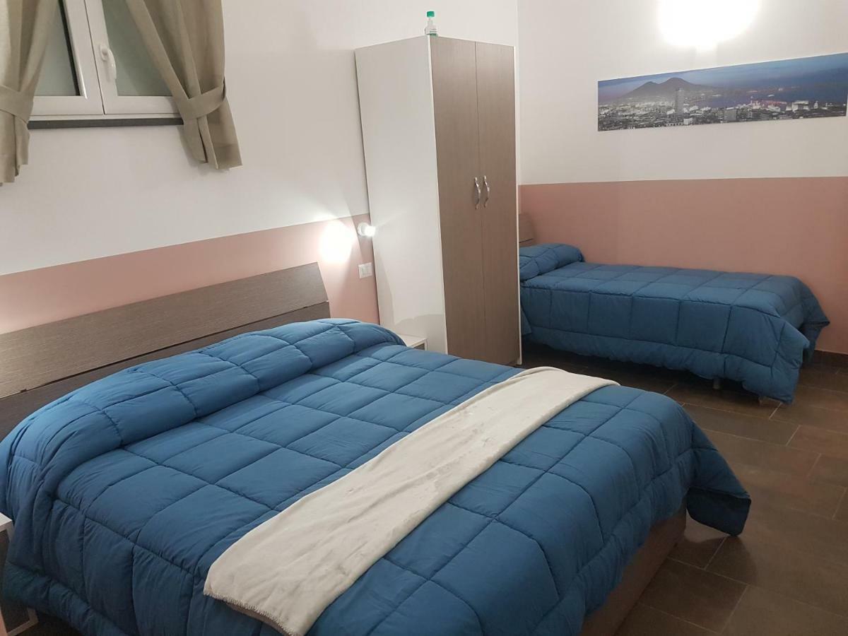 Gradoni Di Chiaia Twenty Three Bed & Breakfast Naples Exterior photo