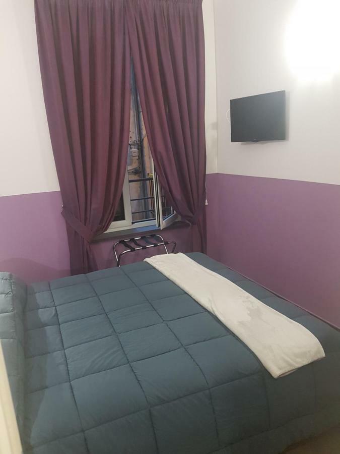 Gradoni Di Chiaia Twenty Three Bed & Breakfast Naples Exterior photo