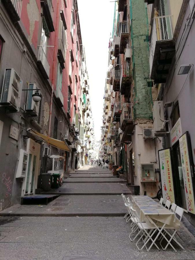 Gradoni Di Chiaia Twenty Three Bed & Breakfast Naples Exterior photo