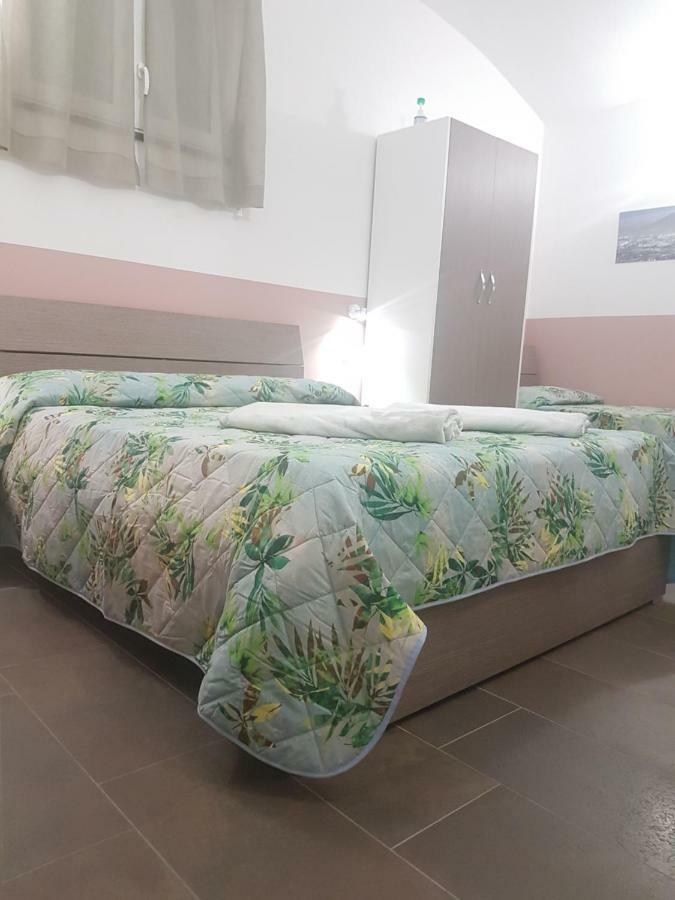 Gradoni Di Chiaia Twenty Three Bed & Breakfast Naples Exterior photo